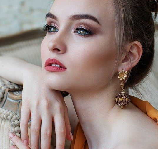 Ganzheitliche Farb Typ Stilberatung - Makeup Colour and beauty